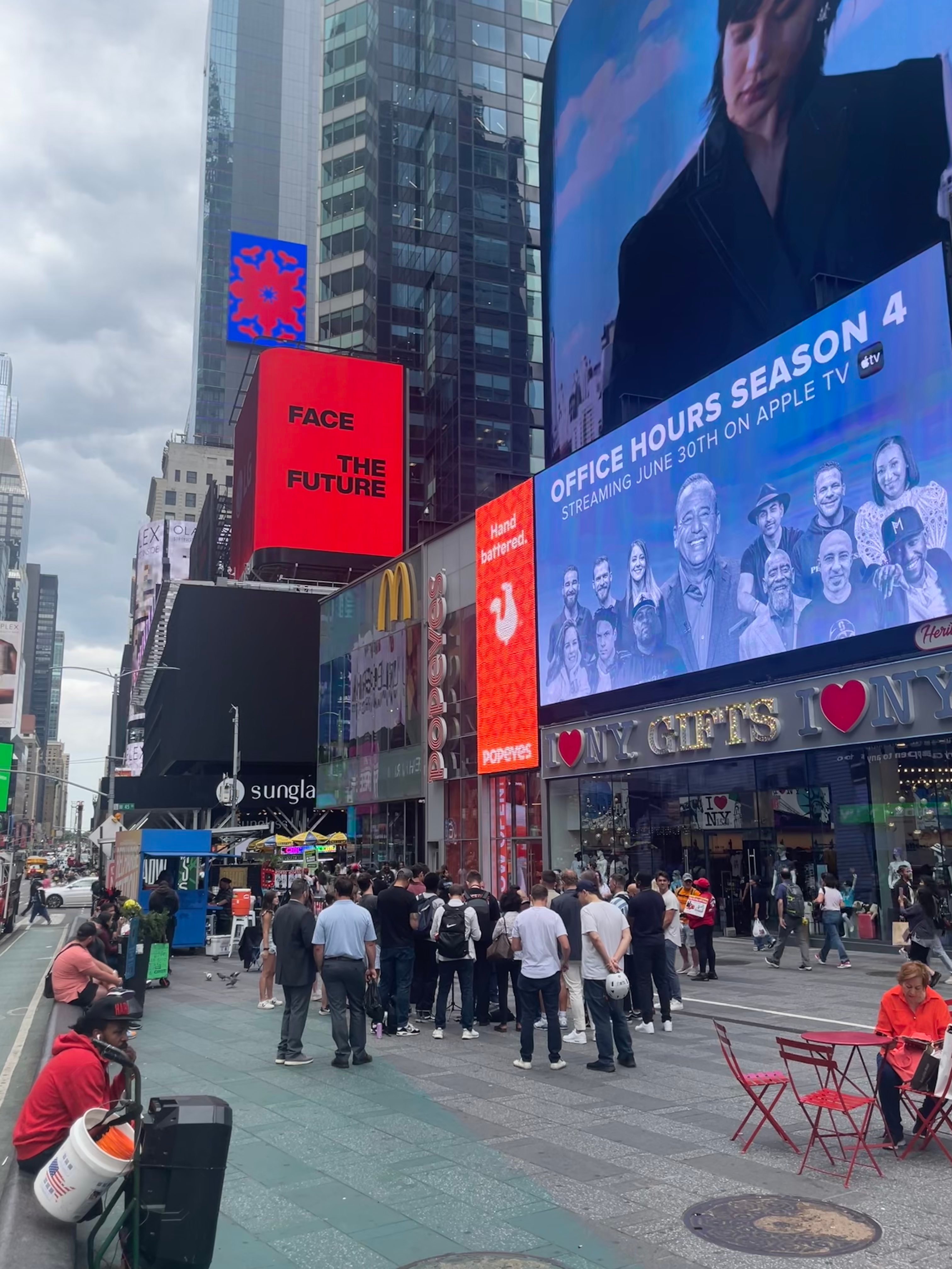 times sqaure office hours